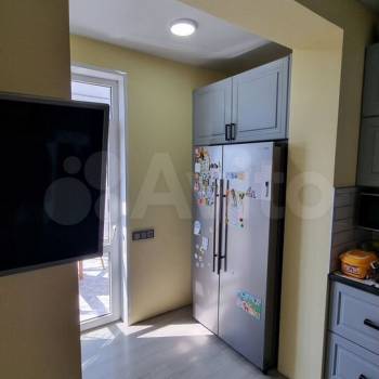 Продается 3-х комнатная квартира, 63 м²