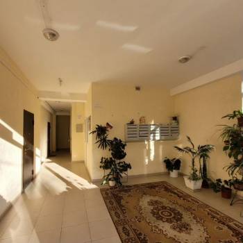 Продается 1-комнатная квартира, 48 м²