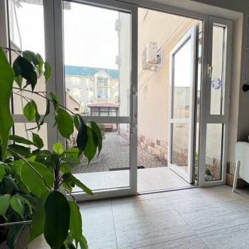 Сдается 1-комнатная квартира, 51 м²