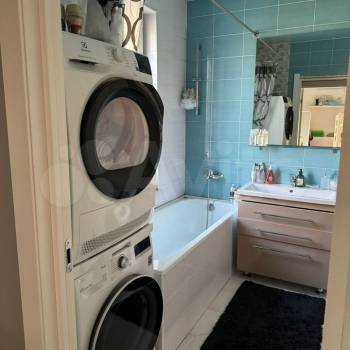 Продается 3-х комнатная квартира, 64 м²