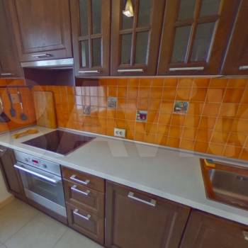 Продается 3-х комнатная квартира, 174 м²