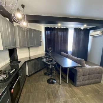 Продается 1-комнатная квартира, 40,6 м²