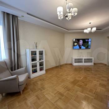 Продается 2-х комнатная квартира, 82,9 м²