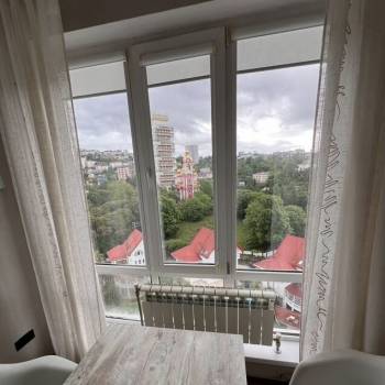 Продается 1-комнатная квартира, 52 м²