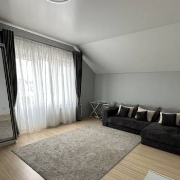 Сдается Многокомнатная квартира, 115 м²