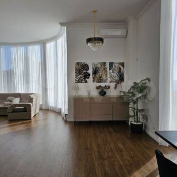 Продается Дом, 365 м²