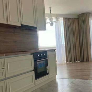 Продается Многокомнатная квартира, 113 м²