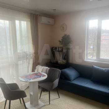 Продается 1-комнатная квартира, 33 м²