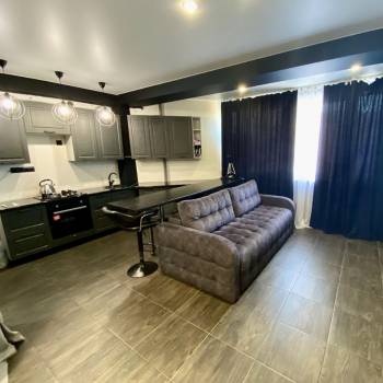 Продается 1-комнатная квартира, 40,6 м²