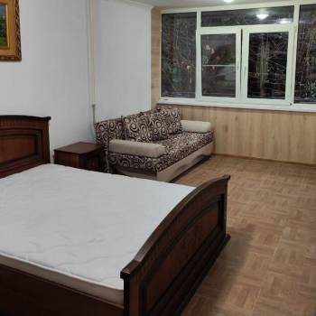 Продается 1-комнатная квартира, 30 м²