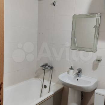 Продается 1-комнатная квартира, 30 м²