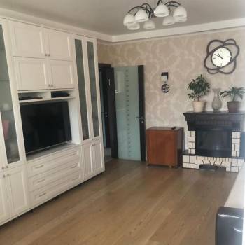 Продается 3-х комнатная квартира, 80 м²