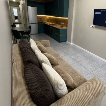 Продается 1-комнатная квартира, 38 м²