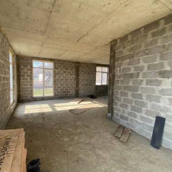 Продается Дом, 180 м²