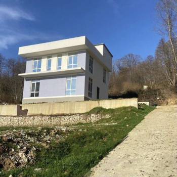 Продается Дом, 180 м²