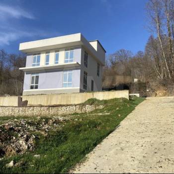 Продается Дом, 180 м²