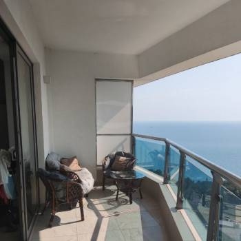 Продается 1-комнатная квартира, 55,2 м²