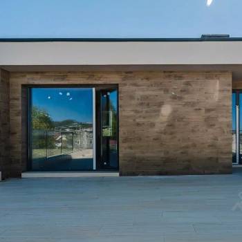 Продается Дом, 240 м²