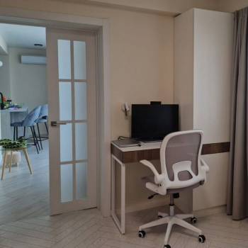 Продается Многокомнатная квартира, 100 м²