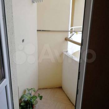 Продается 1-комнатная квартира, 60 м²