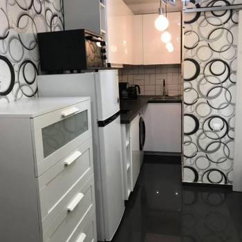 Продается 1-комнатная квартира, 14 м²