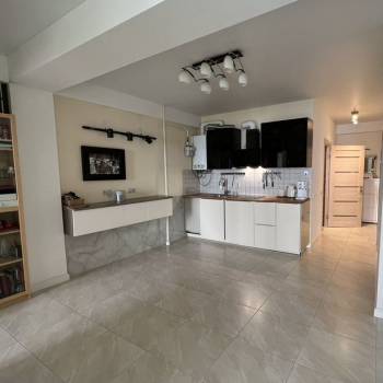 Продается 2-х комнатная квартира, 63 м²