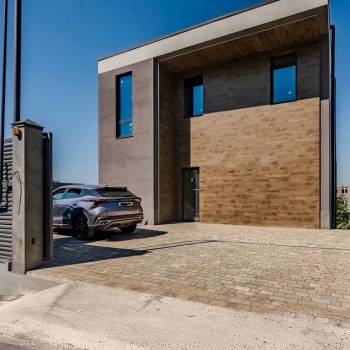 Продается Дом, 240 м²