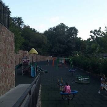 Продается 1-комнатная квартира, 50,9 м²