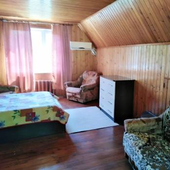 Продается Многокомнатная квартира, 111 м²