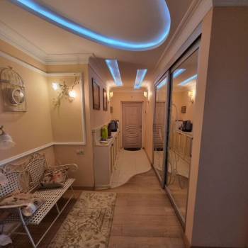 Сдается Многокомнатная квартира, 80 м²