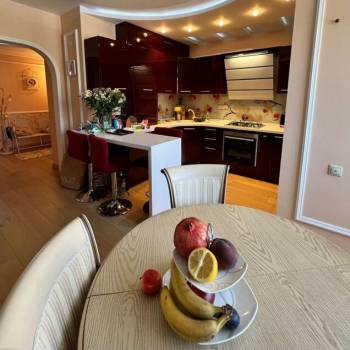 Сдается Многокомнатная квартира, 80 м²