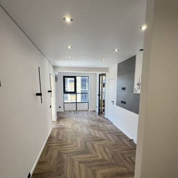 Продается 1-комнатная квартира, 41 м²