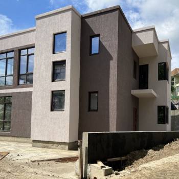 Продается Дом, 220 м²