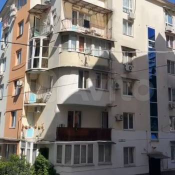 Продается 1-комнатная квартира, 84 м²