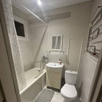 Продается 1-комнатная квартира, 33 м²