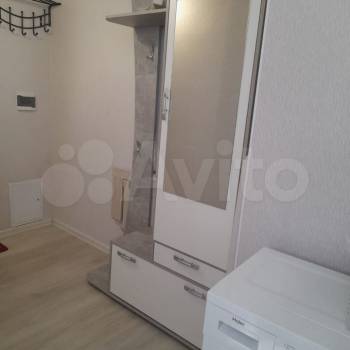 Продается 1-комнатная квартира, 18 м²