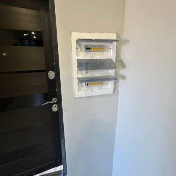 Продается Многокомнатная квартира, 131 м²