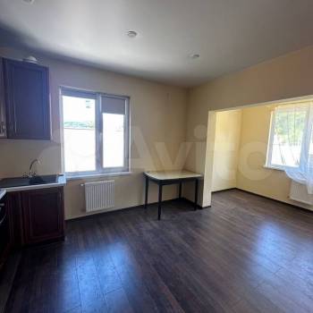 Продается Многокомнатная квартира, 131 м²