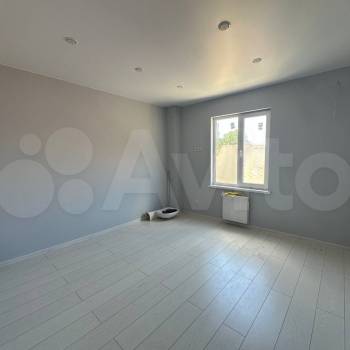 Продается Многокомнатная квартира, 131 м²