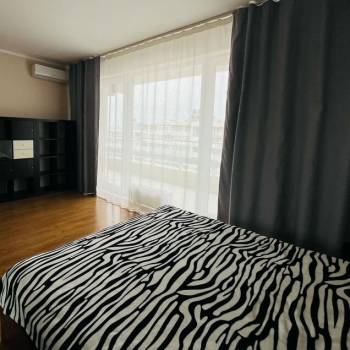 Сдается Многокомнатная квартира, 126 м²