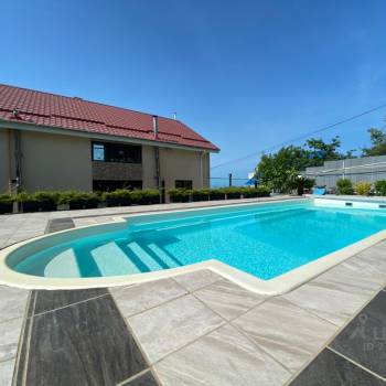 Продается Дом, 300 м²