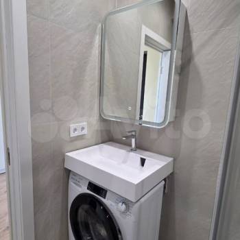 Продается 1-комнатная квартира, 30,4 м²