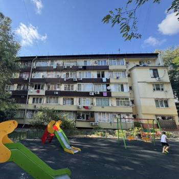 Продается 1-комнатная квартира, 18 м²
