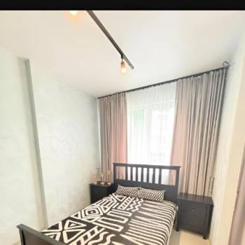 Продается 1-комнатная квартира, 32 м²