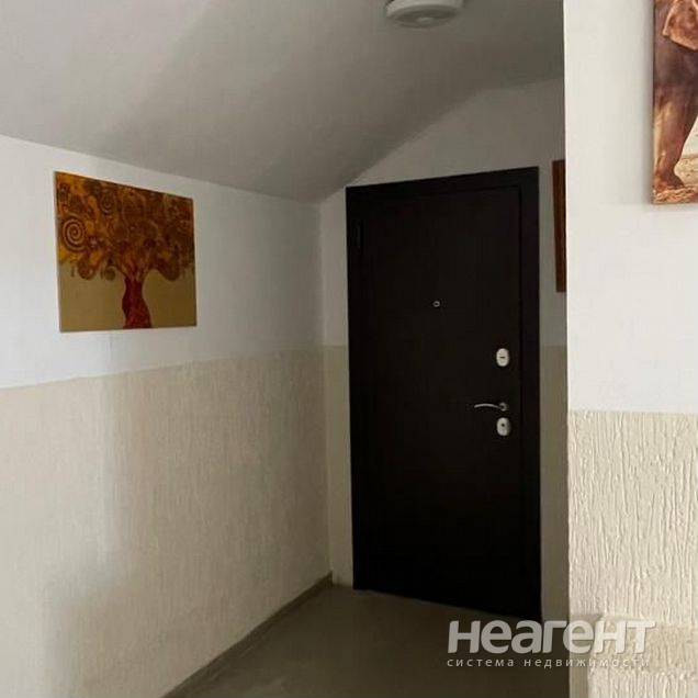 Продаю 2-комн. квартиру, пгт. Сириус, Совхоз Южные культуры (ул. Станиславского)