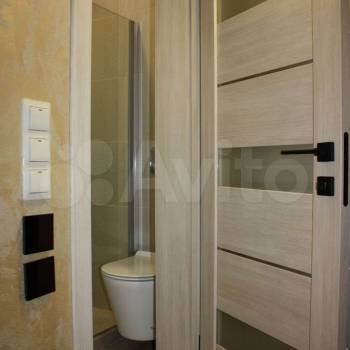 Продается 1-комнатная квартира, 50 м²