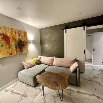 Продается 1-комнатная квартира, 40 м²