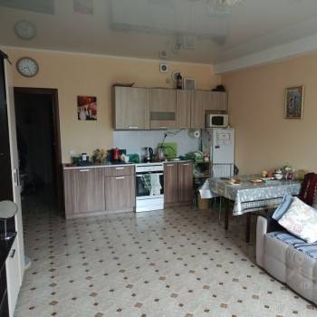 Продается 1-комнатная квартира, 37 м²