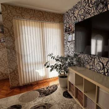 Сдается Многокомнатная квартира, 100 м²