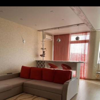 Сдается 1-комнатная квартира, 42 м²